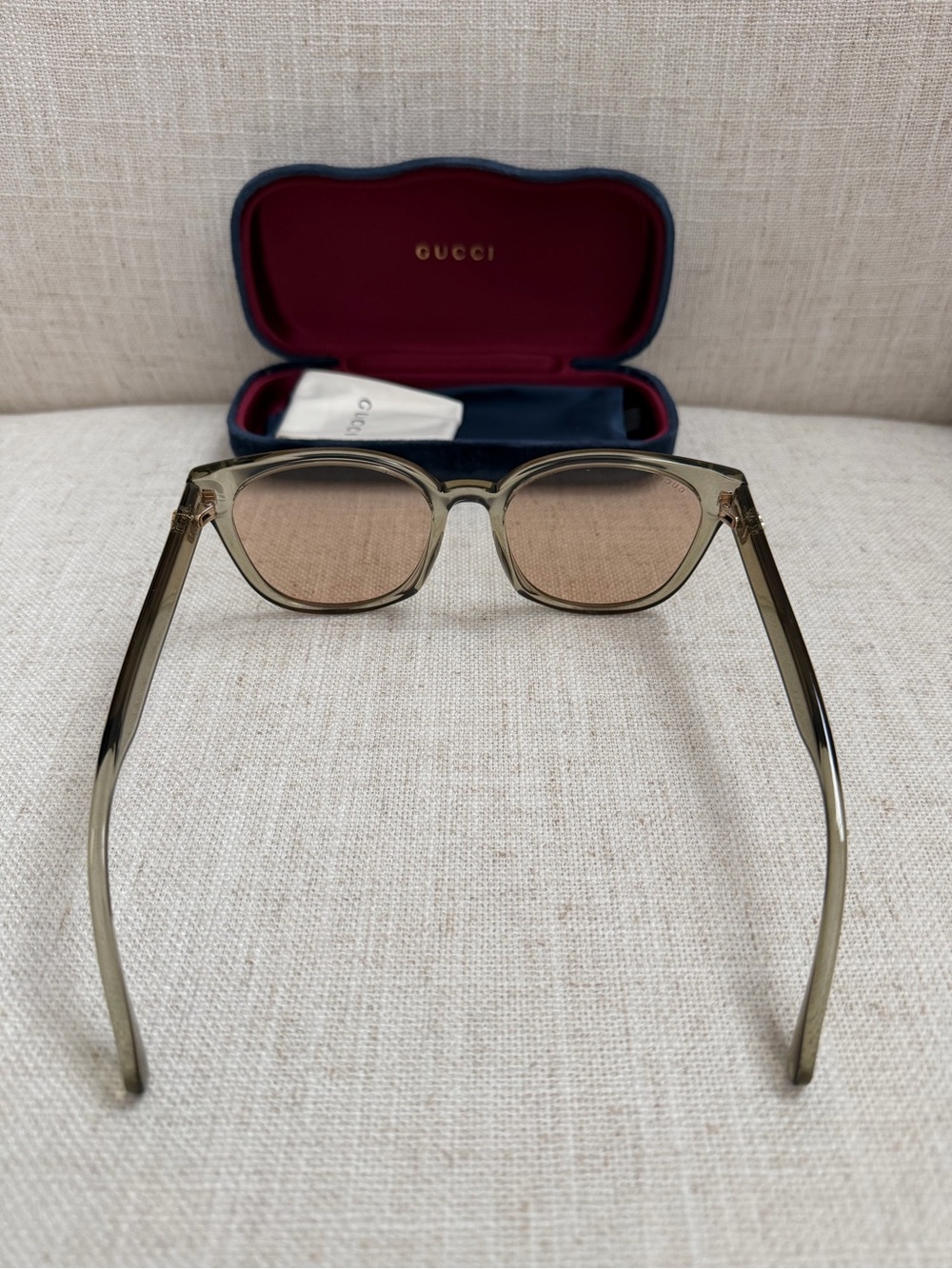 NWOT Gucci Acetate Translucent Square Sunglasses - Picture 4 of 7